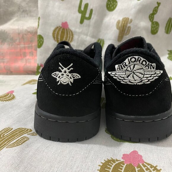 Nike Jordan 1 Low OG x Travis Scott "Black Phantom" - Picture 3 of 9